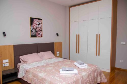 City Center Spacious 2BR near Vitosha Blvd, Sofia (Foto 10)