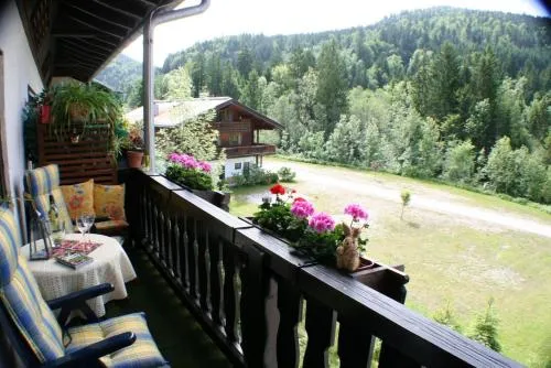 Alpenspatzl in Reit im Winkl, Deutschland