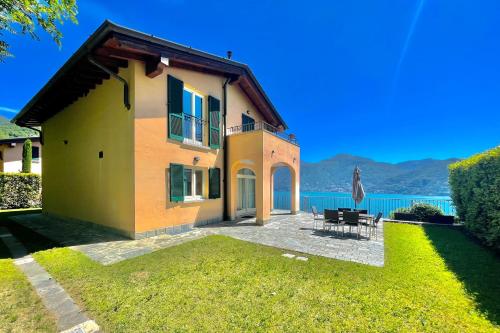  Villa Panoramica in Menaggio