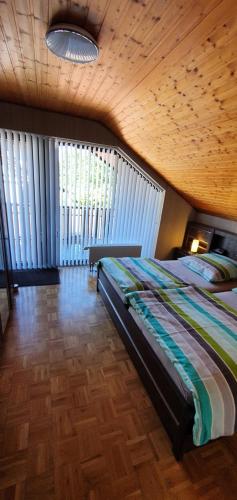 Ferienhaus Korn (Ferienhaus Korn am Barensteig) in Hockenheim