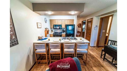 Peaceful & No Stairs near SDC Peaceful & No Stairs near SDC