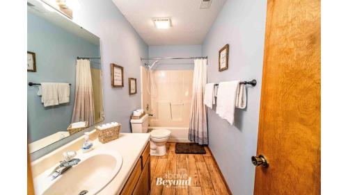 Peaceful & No Stairs near SDC Peaceful & No Stairs near SDC