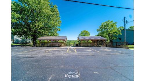 Peaceful & No Stairs near SDC Peaceful & No Stairs near SDC