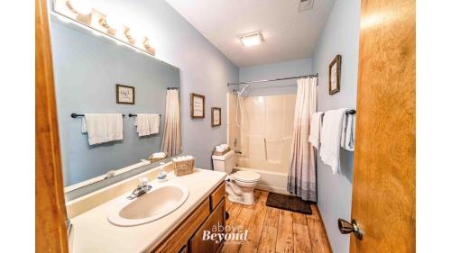 Peaceful & No Stairs near SDC Peaceful & No Stairs near SDC