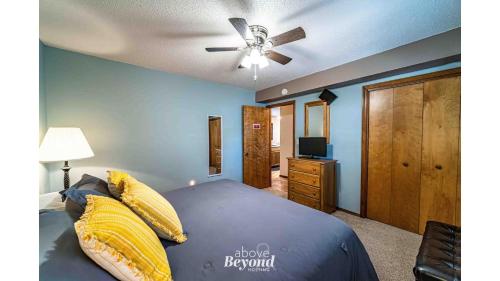 Peaceful & No Stairs near SDC Peaceful & No Stairs near SDC