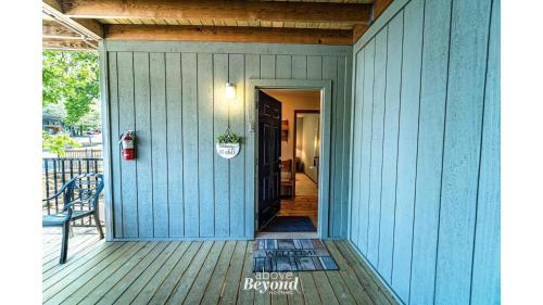 Peaceful & No Stairs near SDC Peaceful & No Stairs near SDC