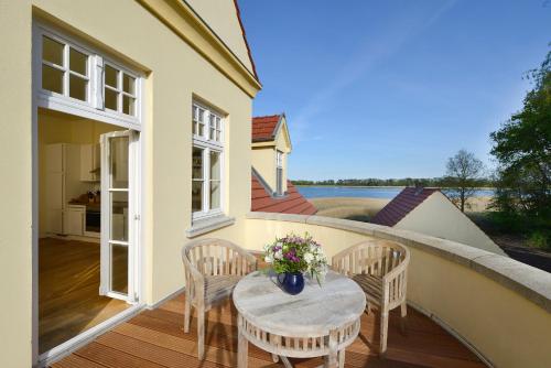 Ferienwohnung 7 mit Wasserblick, Balkon 2 Pers in Grubnow, Deutschland