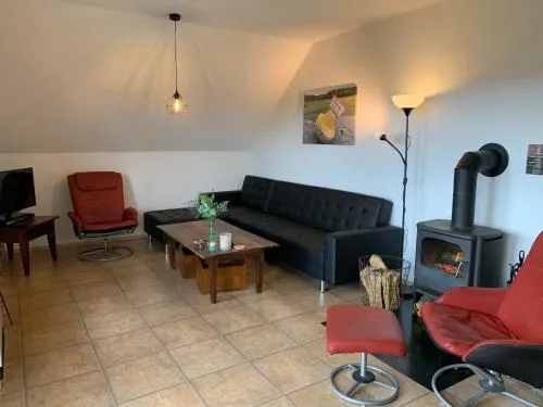 Ferienwohnung Lix direkt am Waldrand in Frankenau, Deutschland