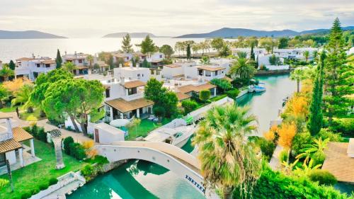 Viesnīcas āriene, Villasonboard Dock Villa 3 Bed, 3 Bath, Canal, Greek Venice Porto Hydra in Akti Idras (Argolis)