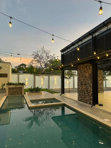 Entre bosques in Palicare