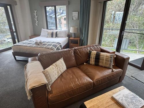 Cedarwood Apartments in Falls Creek