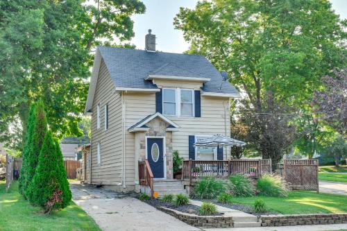 1 Mi to Dtwn The Rossi House in Des Moines! 1 Mi to Dtwn The Rossi House in Des Moines!