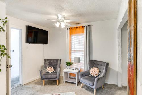 1 Mi to Dtwn The Rossi House in Des Moines! 1 Mi to Dtwn The Rossi House in Des Moines!