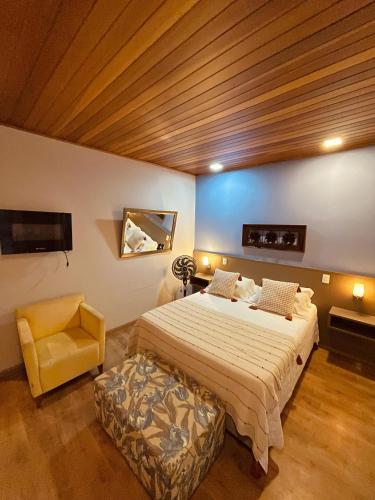 Premium Suite with Balcony  image 10