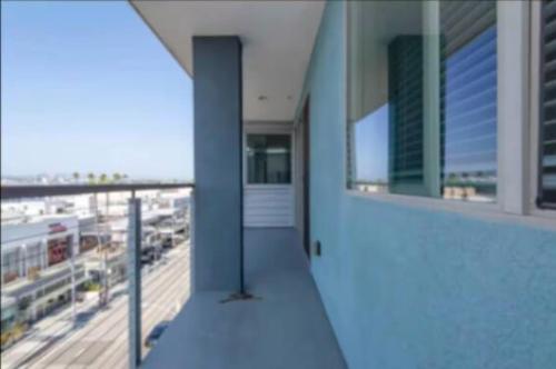 Stunning 2BR Penthouse Patio & View Venice MDR, Los Angeles (fotografie 3)