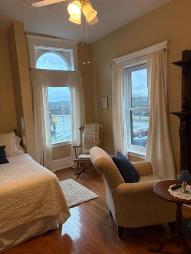 Chessie Room in ฮันติงตัน (WV)