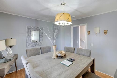 2 Mi to Downtown Columbia: Home w/ Theater Room! in West Columbia (SC)