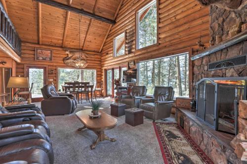 Cascade Cabin with Mountain View and River Access, Cascade (zdjęcie 7)