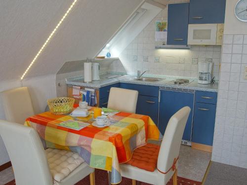 Haus Elke Wohnung 102 in 比苏姆