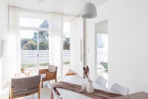 Létesítmények, Casas Blancas Balneario Buenos Aires con parrilla cerca del mar in Balneario Buenos Aires