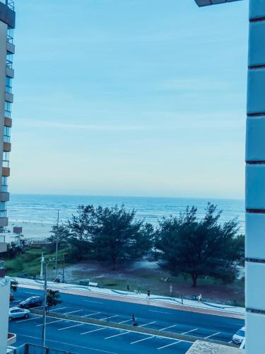 Vista Mar, 1 quadra da praia - 3dorm, bairro nobre
