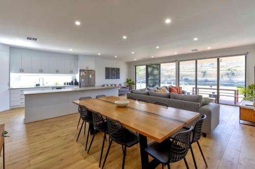 Konyha, All's Well 142 Page Drive in Blanchetown