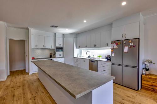 Cocina, All's Well 142 Page Drive in Blanchetown