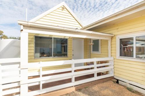 Viesnīcas āriene, Cosy, historic and affordable entire cottage - 3 bedroom, 2 bathroom - 5kms from Castlemaine, 2kms f in Barkers Creek