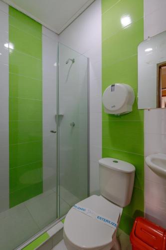 Triple Room with Private Bathroom image 3