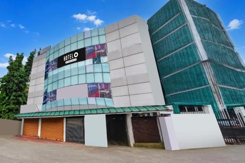 Entrance, Hotel O Shillong Formerly Balaji Guest House in Lachumiere