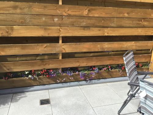 Orchardgrove apartment in แคร์ลอว์