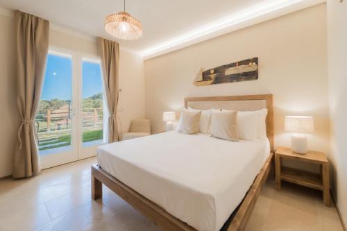 Double Room with Sea View image 10