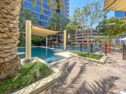 Silkhaus high floor 1BDR in Southridge - image 12