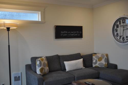 Qualicum Beach Ocean Suites in Qualicum Beach, Canada