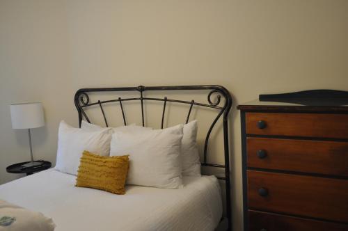 Qualicum Beach Ocean Suites in Qualicum Beach, Canada