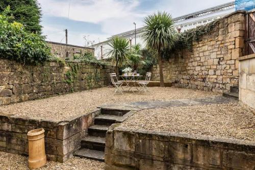 Elegant Georgian Flat in Historic Bath with Garden, Bath (photo 5)