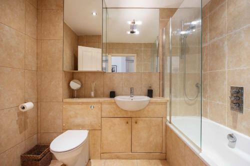 Veeve - South Kensington Charm - image 3