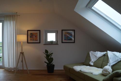 Ferienwohnung unterm Dach mit Alpenblick in 魯德拉茨霍芬