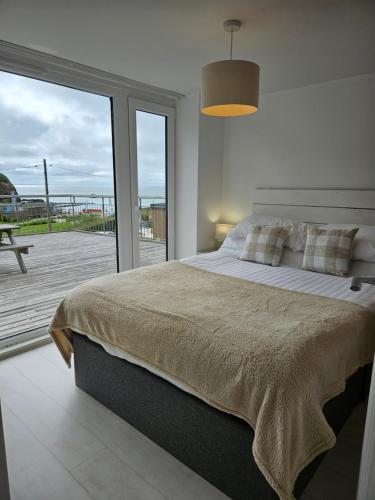 Luxury Sea View Chalet At Millendreath