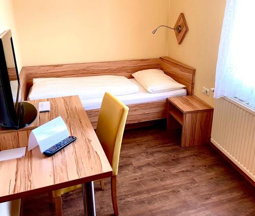 1 twin bed