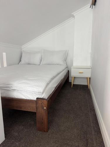 Moft Hotel Apartments Free Parking Self Check-In - image 2