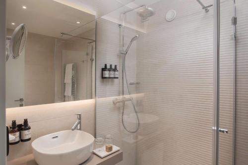 Standard Single Room image 1