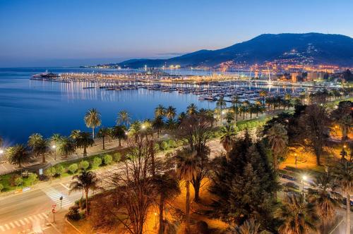 NH La Spezia - image 5