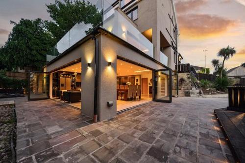 The Ridge London - Luxury Designer Villa with hot tub and sauna, Bexley borough of London, Londyn (zdjęcie 5)