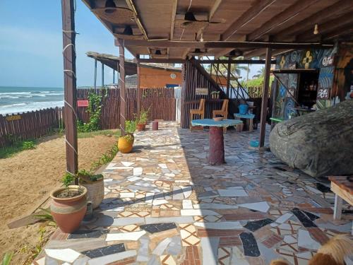 Adinam's Beach Retreat in Nyanyanu
