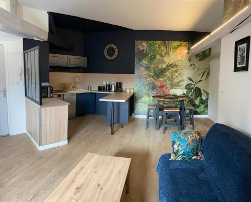 blue jungle blue jungle