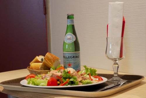 Toit ja joogid, Logis Hotel Novalis Quimperle in Quimperle
