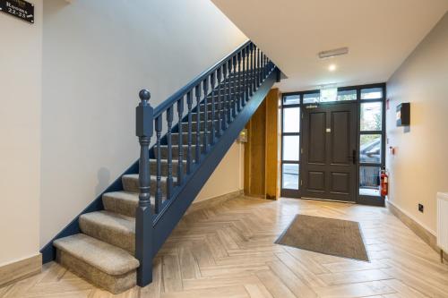 Lobby, Ewings Bar & Self-Catering Accommodation in Carlow