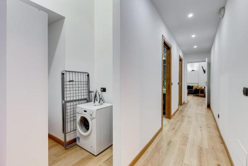 3-Bedroom Home Near Trastevere Station, Rzym (zdjęcie 9)