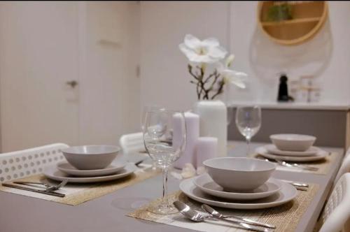 BW109 - Burwood Brickworks Stunning 1BR with FREE Parking 24hrs Store and Deakin University Nearby in 森林山